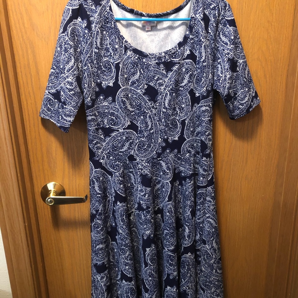 Lularoe Paisley printed Nicole Dress